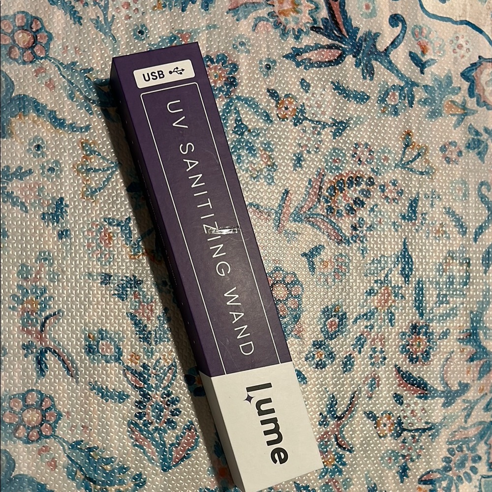 Lume UV Sanitizing Wand - Purple
